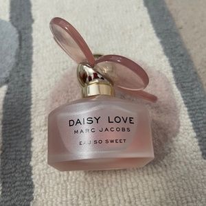 Marc Jacobs Daisy Love Eau so sweet